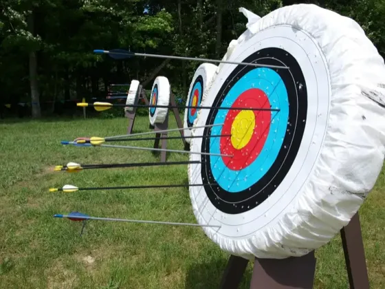 10 Best Archery Manufacturers (Bows, Arrows & Equipment)